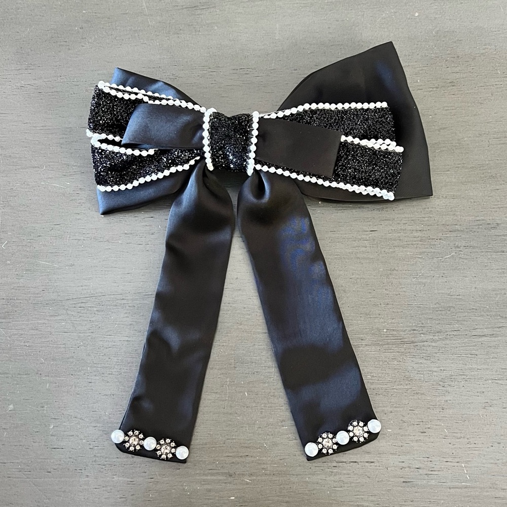 Black Satin Rhinestone Heart Coquette Preppy 8.5" Bow Snap Barrette Hair Clip - Picture 7 of 7